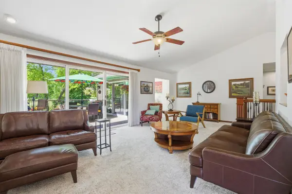 30 COUNTRY CLUB CT, Fond Du Lac, WI 54935