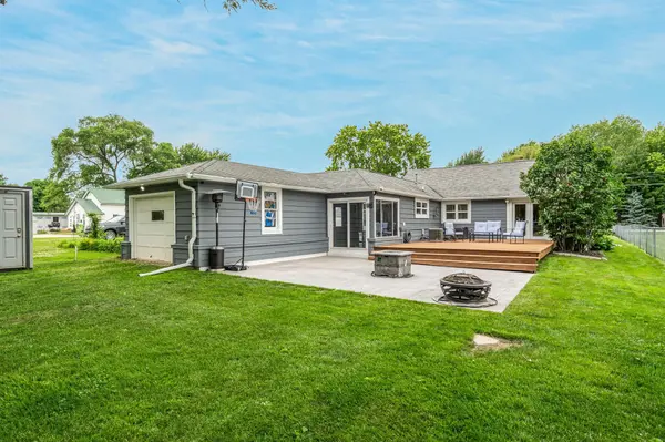 N9017 LAKESHORE DR, Van Dyne, WI 54979