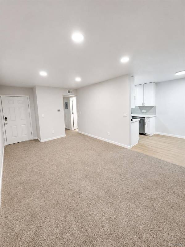 10702 E Exposition AVE #105, Aurora, CO 80012