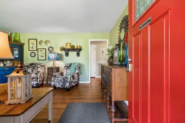 303 Weldon Dr, Hermitage, TN 37076