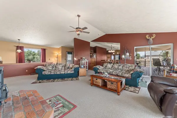 38360 Cayuse Cove Rd. E Rd, Davenport, WA 99122