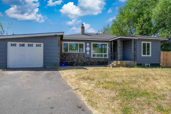 44 E Graves Rd, Spokane, WA 99218