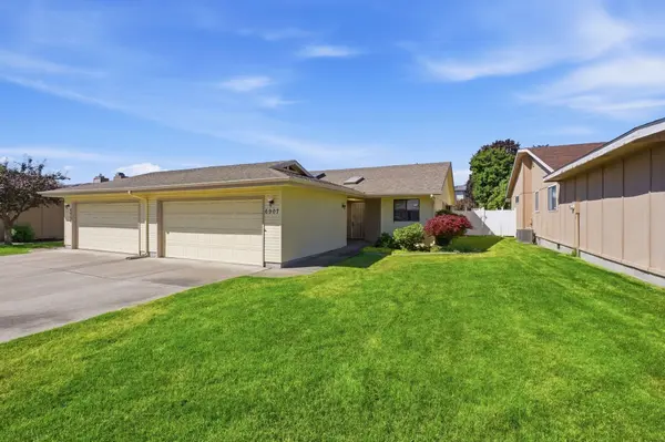 6907 N HAMILTON St, Spokane, WA 99208