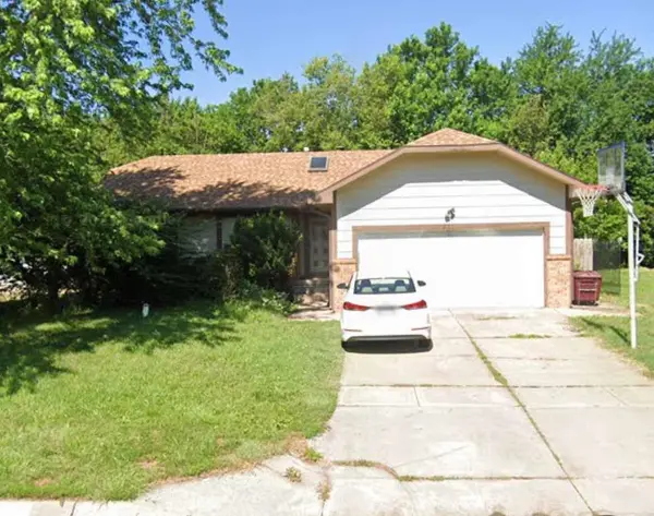 325 N Rutgers St, Wichita, KS 67212