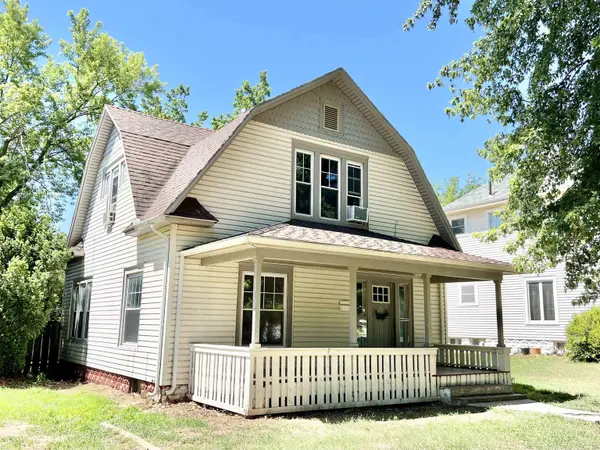 419 E C Ave, Kingman, KS 67068