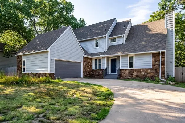 1319 E BRENDONWOOD RD, Derby, KS 67037