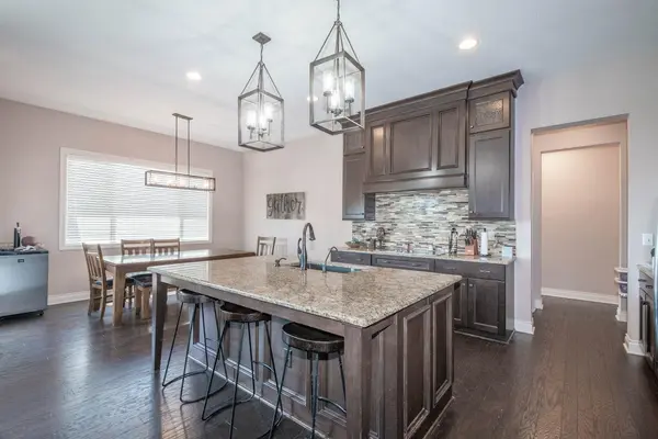 1820 N Split Rail Ct, Wichita, KS 67230