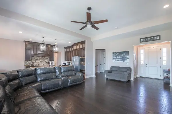 1820 N Split Rail Ct, Wichita, KS 67230