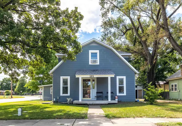 101 N Franklin Ave, Sedgwick, KS 67135