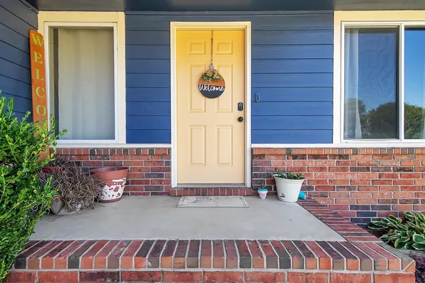2539 E Windsong Ct, Park City, KS 67219