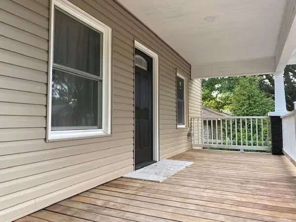 1427 E 1st, Winfield, KS 67156