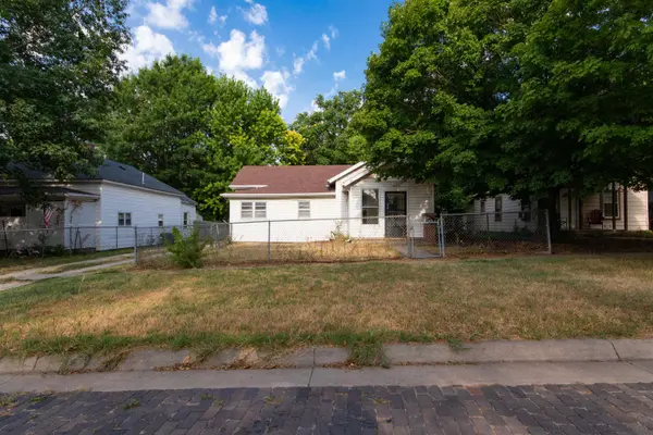 1131 S Osage, Augusta, KS 67010
