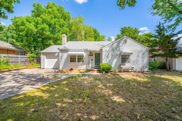 5716 E 2nd St N, Wichita, KS 67208