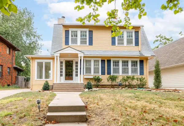 627 N Pershing St, Wichita, KS 67208