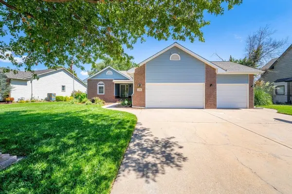 2306 N Chadsworth st, Wichita, KS 67205