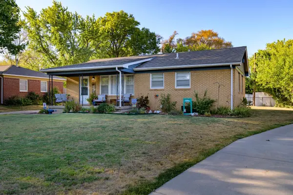 320 Martha Ave, Mulvane, KS 67110