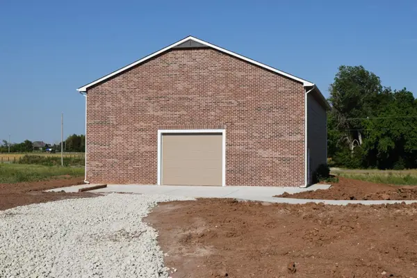 24820 W Indian Ridge Ct, Andale, KS 67001