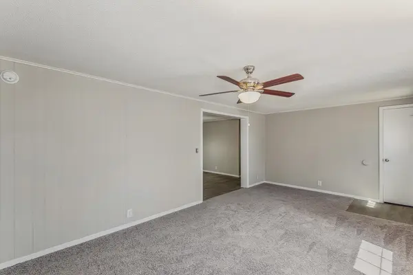 11784 SW 150th St, Augusta, KS 67010
