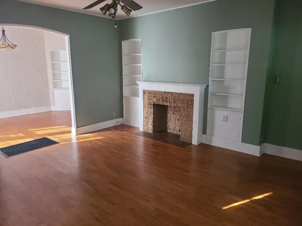 215 E 16th, Winfield, KS 67156
