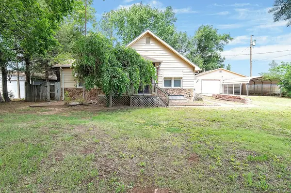 124 N West Ave, Anthony, KS 67003