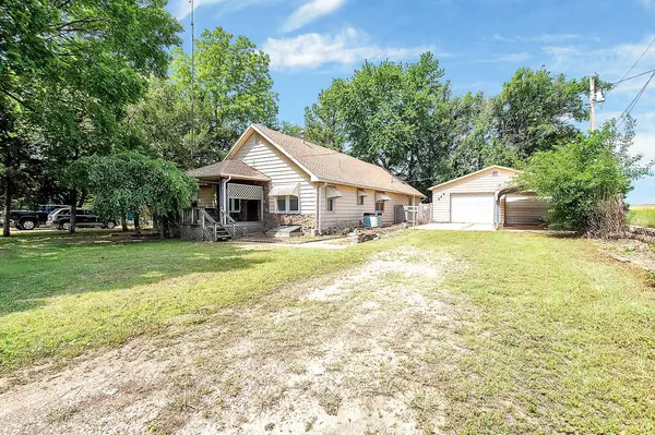 124 N West Ave, Anthony, KS 67003