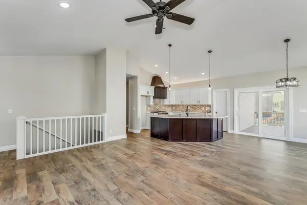 6727 N Silverton St, Park City, KS 67219
