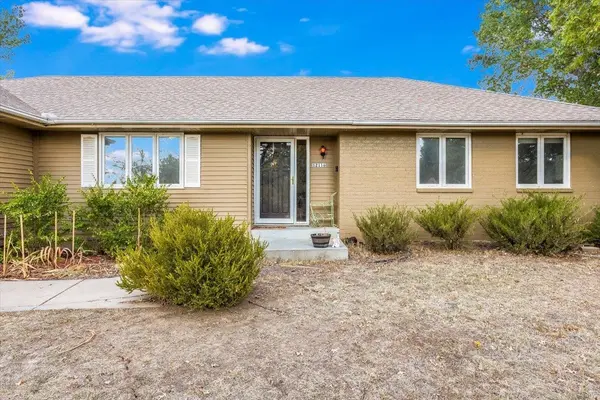 12116 E FIRESIDE LN, Derby, KS 67037