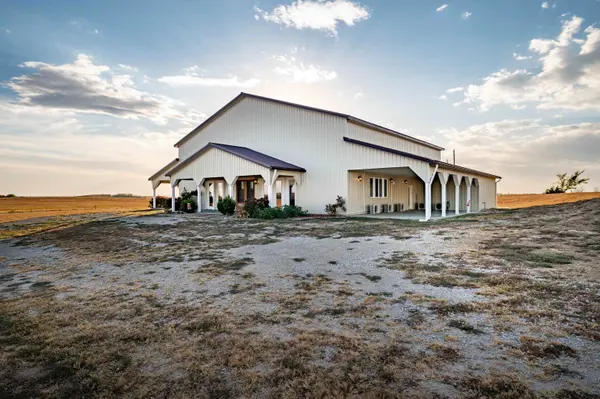 1548 Road 18, Howard, KS 67349
