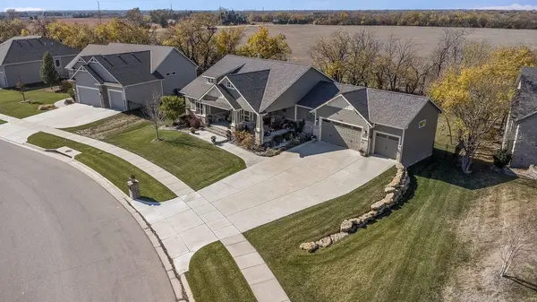 1341 N SHADOW ROCK DR, Andover, KS 67002