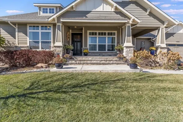1341 N SHADOW ROCK DR, Andover, KS 67002