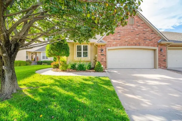 2365 N Lighthouse Cove, Wichita, KS 67205