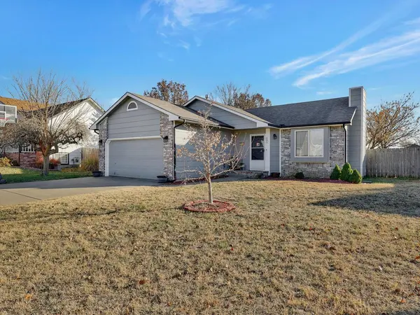605 Colleen St, Augusta, KS 67010