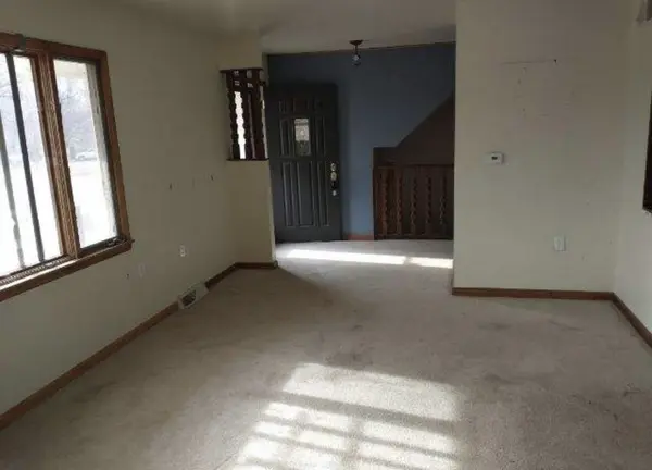 708 W 9th St, La Crosse, KS 67548