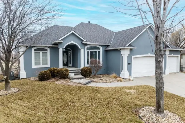 7914 W Meadow Park Ct, Wichita, KS 67205