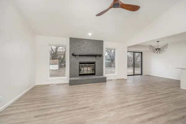 325 N Rutgers St, Wichita, KS 67212