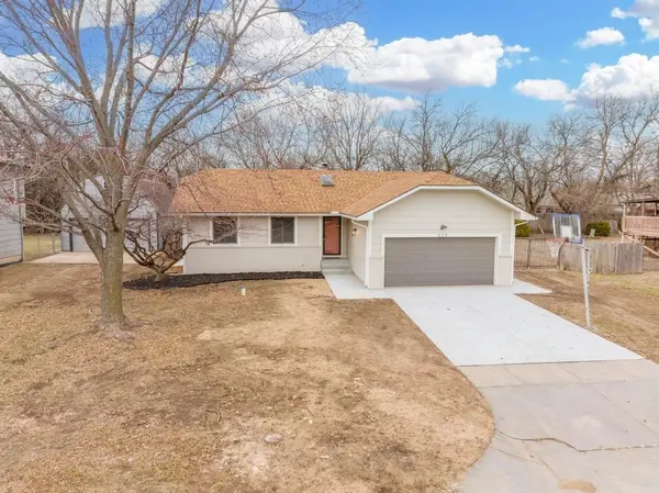 325 N Rutgers St, Wichita, KS 67212