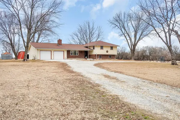 15568 SW 160TH ST, Rose Hill, KS 67133