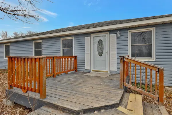 10352 SW Eagle Rd, Augusta, KS 67010