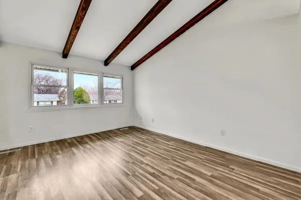 506 S Mount Carmel, Wichita, KS 67213