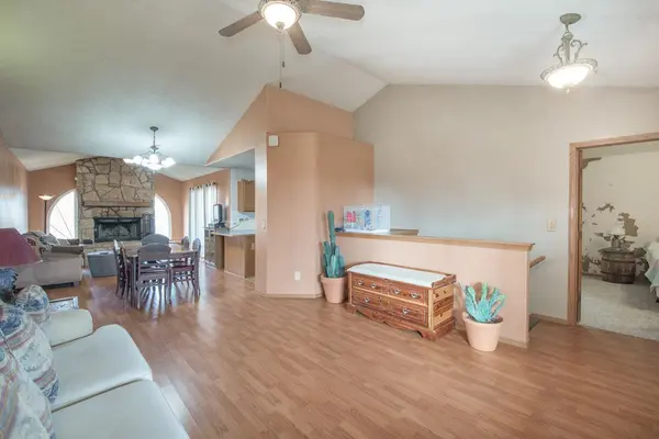 16135 SW Indianola Rd, Rose Hill, KS 67133