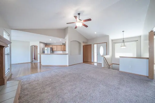 608 Brentwood Pl, Andover, KS 67002