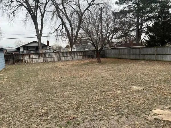 2238 N Hyacinth, Wichita, KS 67204