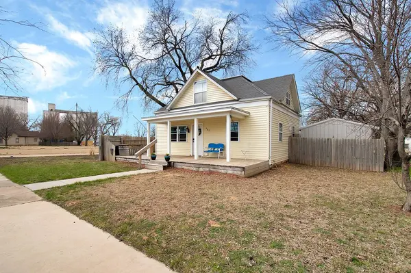 107 N Reno St, Haven, KS 67543