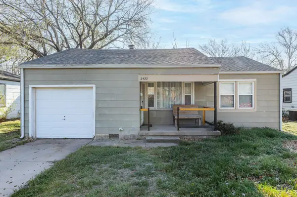 2432 S GREENWOOD ST, Wichita, KS 67216