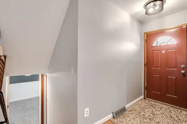 10023 W Hardtner Ave, Wichita, KS 67212
