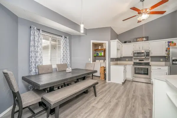8220 S Victoria Ave, Haysville, KS 67060