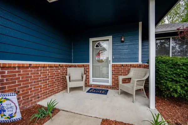 1515 E Village Estates Dr, Park City, KS 67219