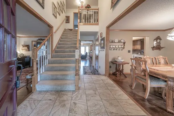 205 S Crosswood, Derby, KS 67037