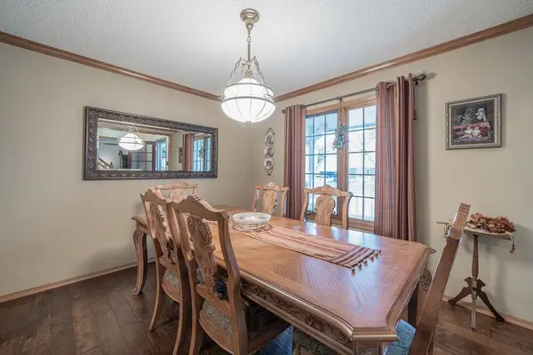 205 S Crosswood, Derby, KS 67037