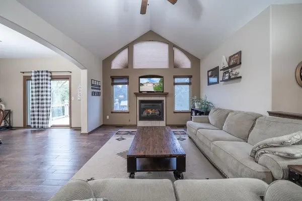 1017 N McCaskey, Rose Hill, KS 67133